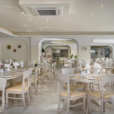 Aparthotel Vantaris Garden Paralia Kourna