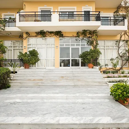 Vantaris Garden Aparthotel *
